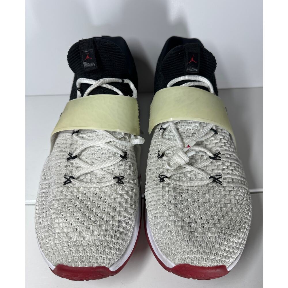 Nike Air Jordan Trainer 2 Flyknit "Chicago" Basketball Shoes Size 15 921210‑101 - Picture 4 of 12